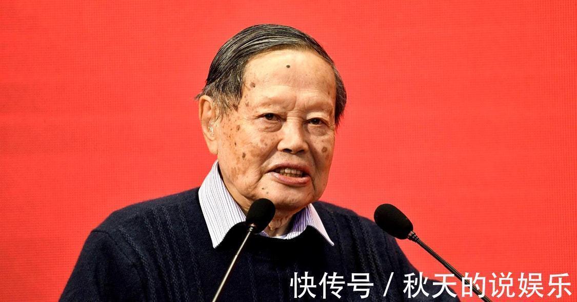 刘慈欣&奥巴马说过,当总统一点意思都没有,是受到一名中国人刺激