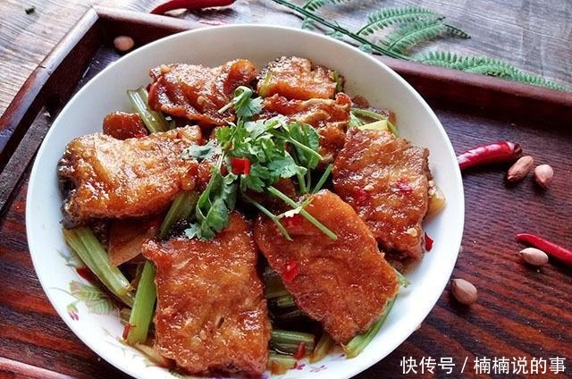 入秋后,少吃猪肉多吃它,价格比猪肉少2倍,家家户户吃得起