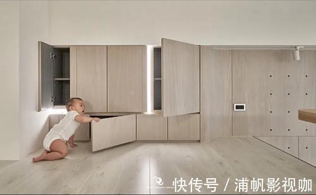 卧室|一家三口人住16㎡的家，连床都没有，他们却说舒服得很！