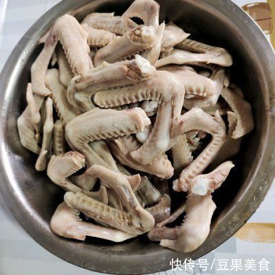 拌饭|下饭神器卤味一锅出，拌饭还能吃三碗