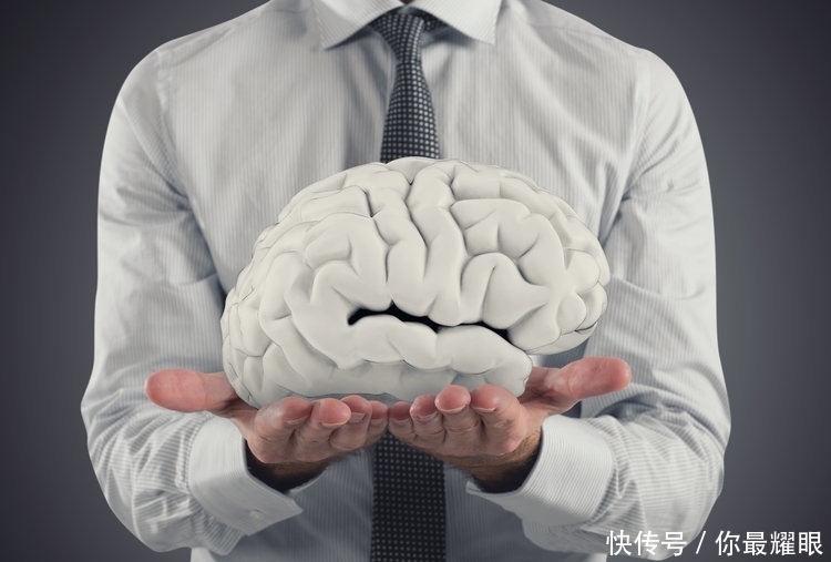 患者体内|喝水频繁也是病?原来5种疾病也会导致口渴