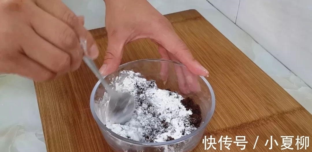 4勺红糖, 1斤面粉, 不用烤箱比面包油条都好吃, 30岁的我头一次吃