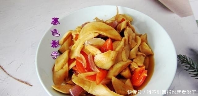 婆婆的晚餐,晒到朋友圈,几十年不变的样子,就是爱吃这样的菜