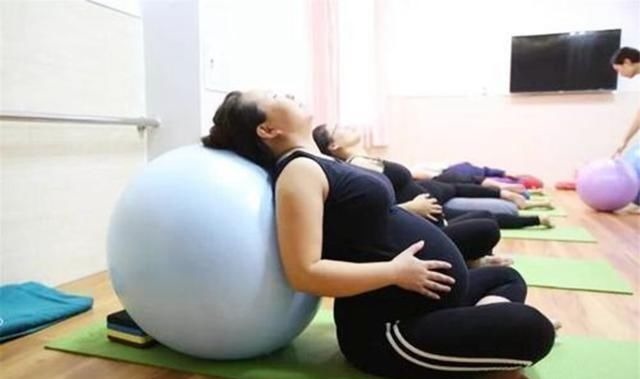 怀孕|孕期要是有这些反应,可能怀了个“小调皮”,提前做好受累准备了