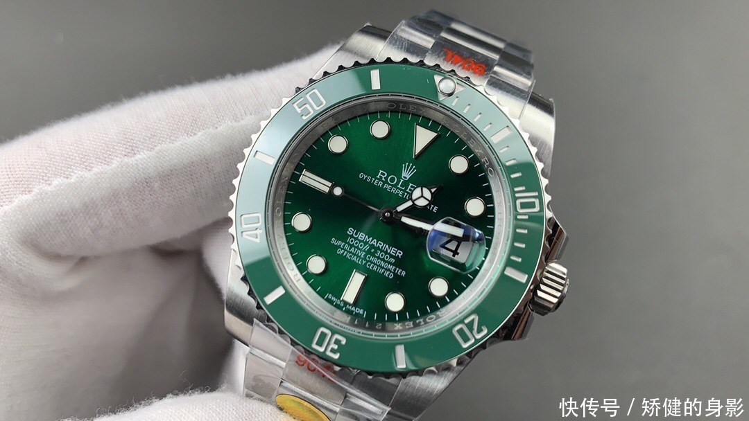 劳力士|劳力士已经成为了一种身份的象征了！品鉴Rolex潜航者绿水鬼腕表