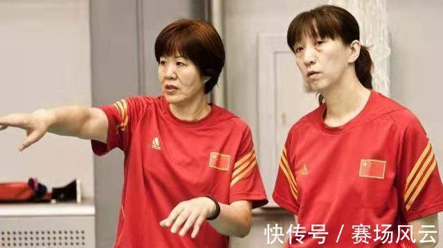 郎平|郎平师徒情依旧延续！赖亚文刚过51岁生日，新周期或继续担任领队