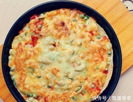 只需手抓饼就可以做的披萨,下班回家做好就能吃,营养卫生又健康