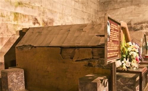 口棺木|40年前考古队打开光绪帝陵墓,为何又惊又喜?他们看到了什么