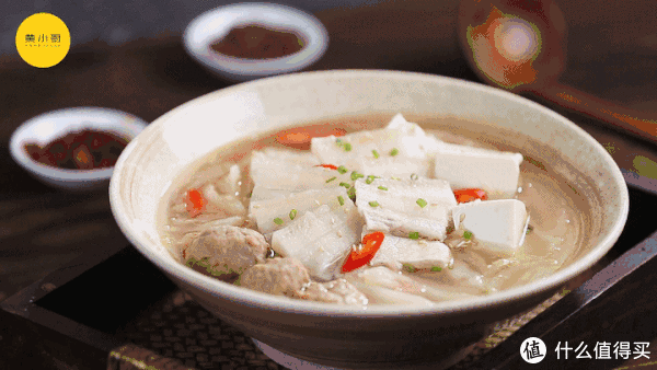 特色|小厨有肉 篇四十六：东北特色酸菜炖白肉，酸爽开胃，肥而不腻