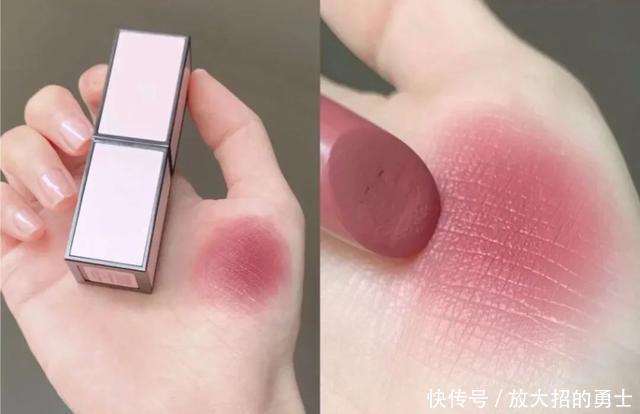 你的梳妆台上有什么