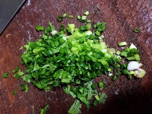  肉末|杏鲍菇换一种新吃法，加入肉泥，蒸一蒸就出锅，味道太鲜美了