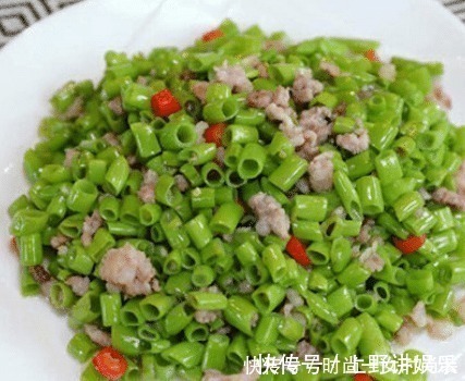 瘦肉|最近我家迷上了这道菜，比韭菜都要鲜，吃起来香甜脆嫩，堪称美味