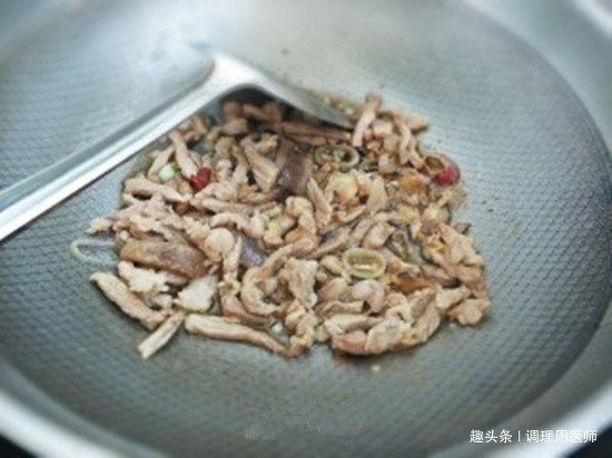 姜切片|暖春,女人孩子多吃“杀菌开胃”菜,养肝护肤,预防流感少生病