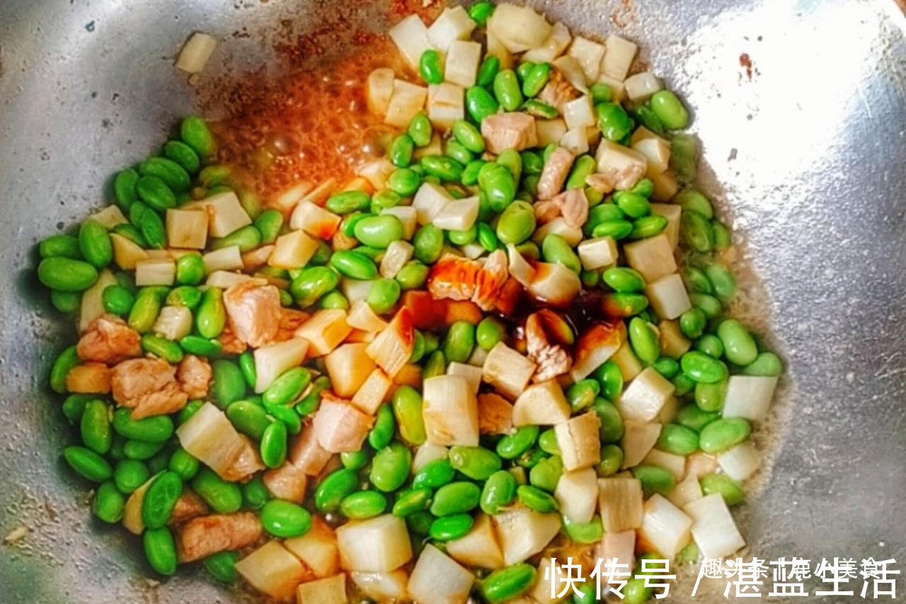 韭菜苔|6月不可错过的时令蔬菜,鲜嫩营养高,小炒超好吃,夏季就好此口