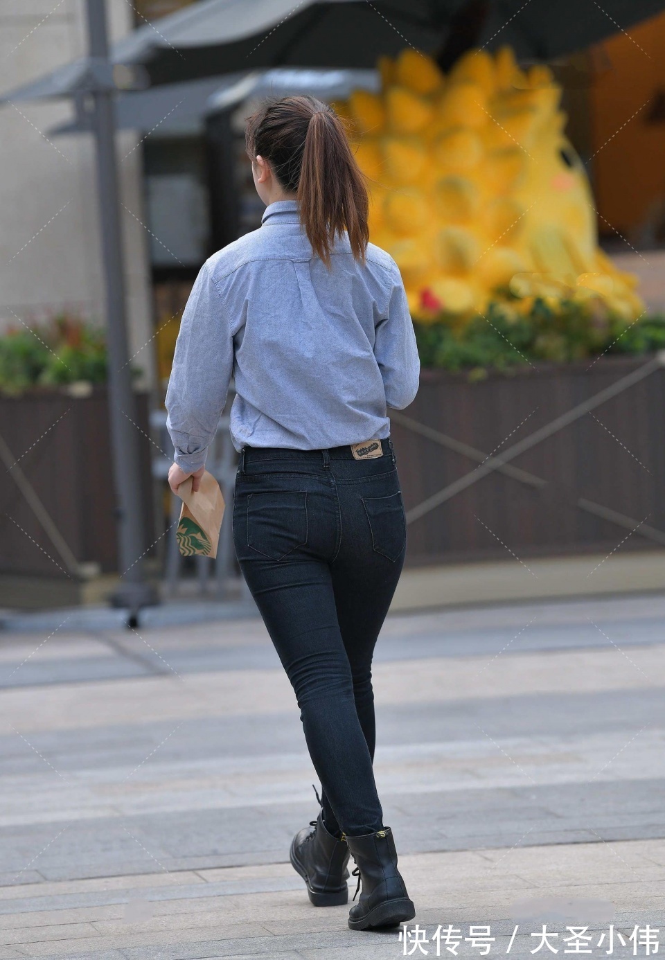 女朋友|美女街拍:为什么男生都觉得别人的女朋友漂亮了?那是你没有遇见自己的真爱