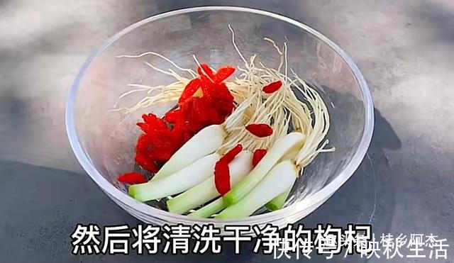 挥发油|扔葱根等于扔钱，葱根原来是个宝，作用这么厉害，太实用了
