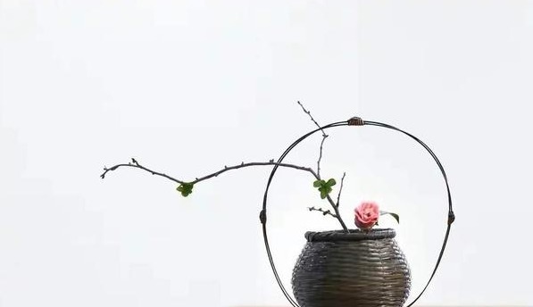 你终会明白:假如有一天,你吃饭总剩下一口,说明成熟了