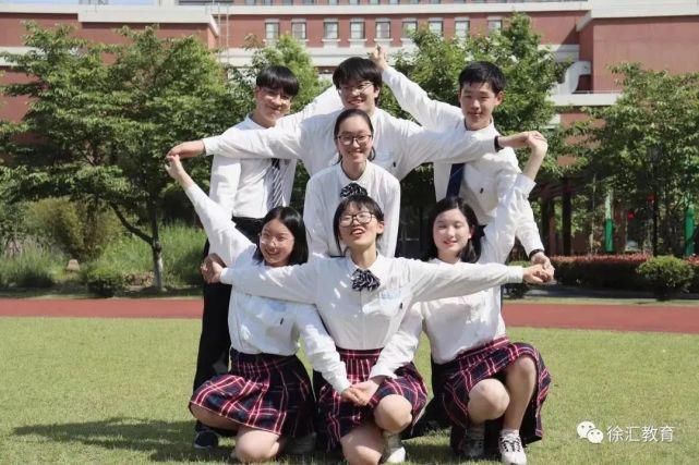 创意|恰同学少年！沪16区幼儿园、中小学创意毕业照来了