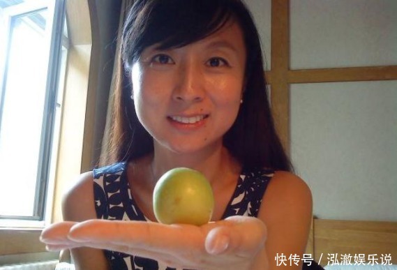 衰老|女生来大姨妈，3种水果使劲儿吃，抵抗衰老降体重，子宫也变干净