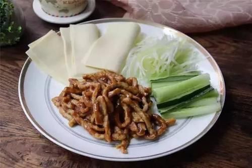 春节家宴必备的12道凉菜，现在就开始学起来！