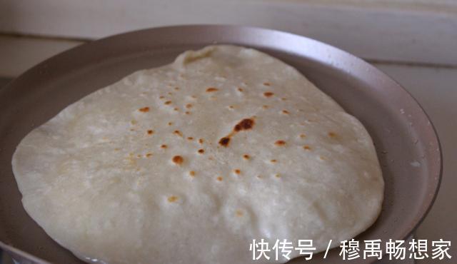 别让主食变得索然无味，试试劲道又弹牙的卷饼，用料少操作简单