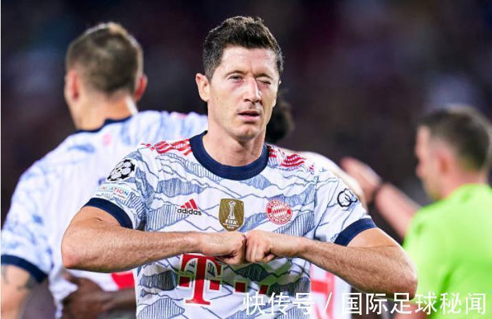 因莫比莱|五大联赛火力榜:无敌本泽马独造15球,莱万和天才小将位居前列