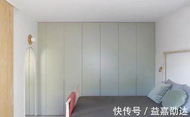小公寓|60㎡小公寓，餐厅放墙角，水磨石现浇卫生间，太有才了！