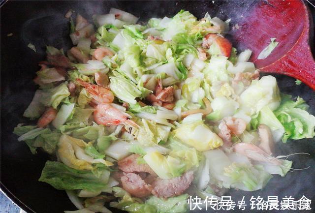料头|白菜和它一起煮，味道实在太鲜了，营养又暖身，浑身热乎乎不怕冷