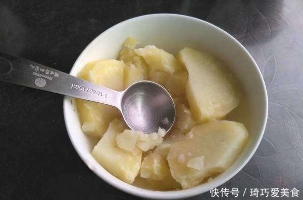 豆瓣酱|它是“清肠专家”,我家一年吃几百斤,一斤9毛,家里没有胖子