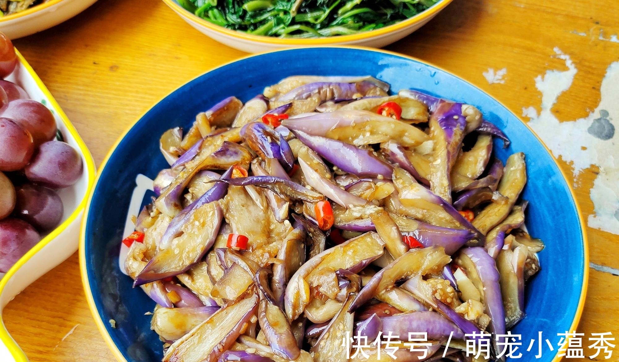 小炒|两口子的午餐,三个菜,一荤两素,没花一分钱