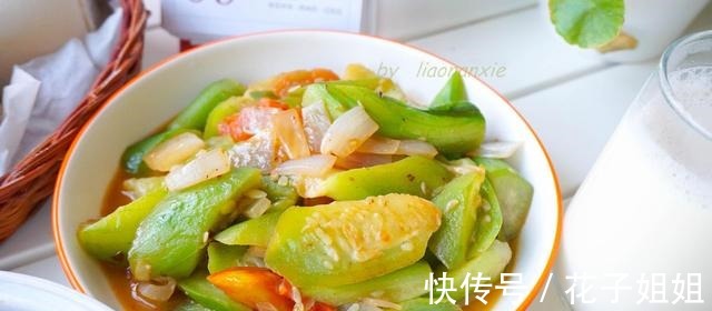 米饭|夏季吃腊肉，跟它是绝配，简单一炒特别抢手，米饭都要多吃一碗！