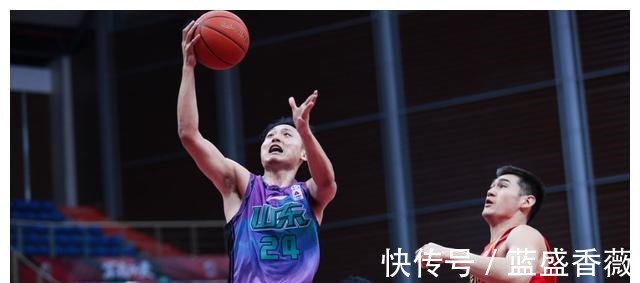 男篮|山东男女篮冰火两重天,女篮连胜进前三,男篮为进季后赛而战!