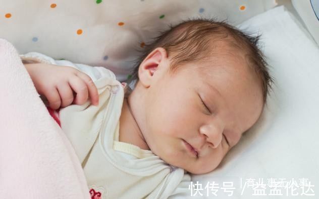 时刻|几个月的婴儿睡觉才有规律?家长学会这四个方法,帮助宝宝睡整觉