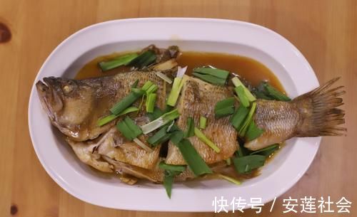 闺蜜家的晚餐,晒圈引来无数点赞,网友:普通中透着高级的仪式感