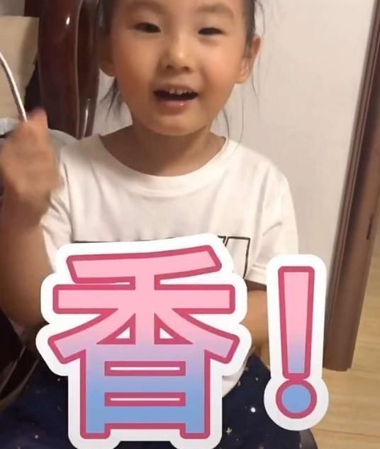 含泪|宝妈把孩子养的鱼炖了，5岁女儿忍不住悲伤大哭，含泪吃掉两碗饭