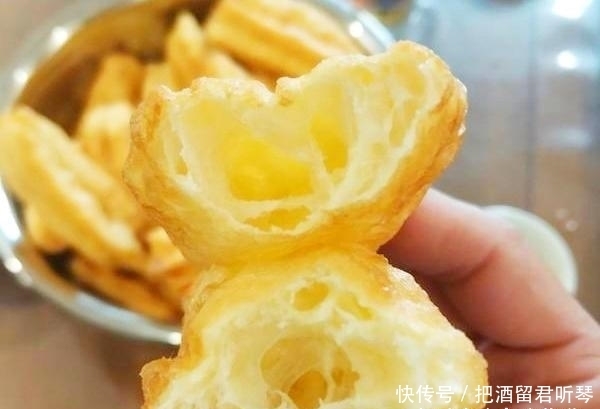 制作|早餐店油条的商用配方,外酥里嫩,手把手教你制作,用料精确到克