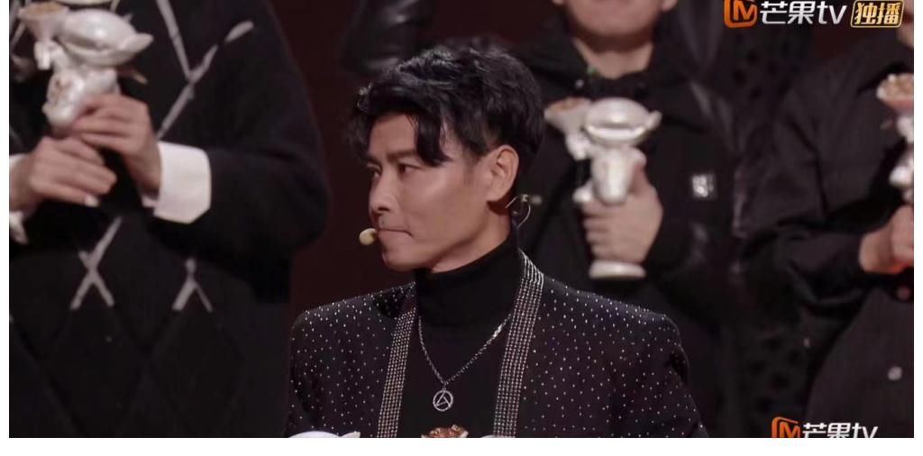 陳小春得了第一名好像又沒得，張晉才是真的贏家，蔡少芬激動淚流