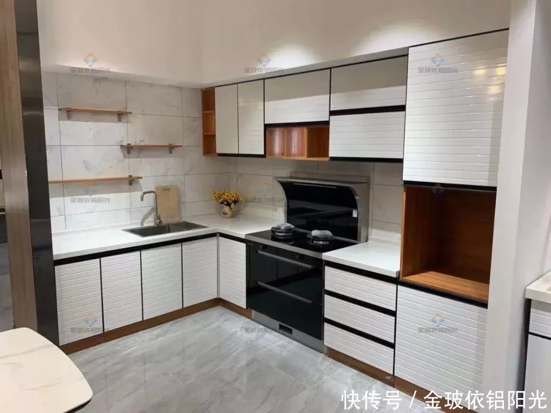 家居|打破传统和标准,家装要美观也要健康,铝家居工序简易不当冤大头