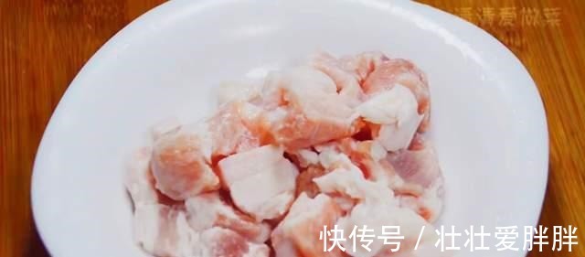冬天白萝卜要多吃，教你一个好吃做法，加1斤五花肉，不腻又下饭！