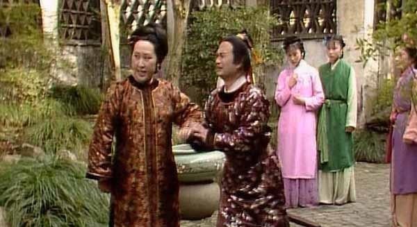 王夫人$薛蟠为何要折腾两三年,花大把银子给林黛玉配药?