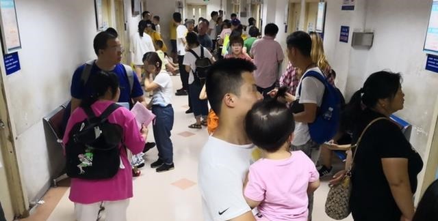 家长|5岁女生“大姨妈”突袭,当孩子出现这些“症状”,家长要当心了