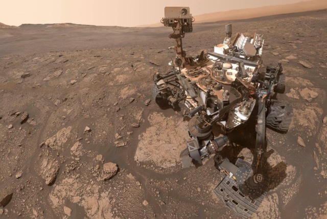 地球 好奇号传回自拍照,火星真实面貌再现,人类能在上面“扎根”?