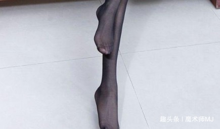 细高跟 街拍尖头细跟优雅大方,彰显出女人迷人的气质