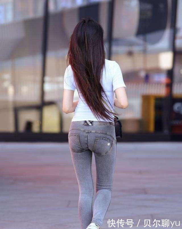 穿搭 充满女人味的打底裤穿搭，不乏时髦感，风靡街头！
