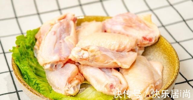 下饭|鸡翅这样做，下酒又下饭，汤汁还可以拌饭！