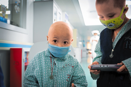 儿童已成白血病高发群,这些水果是“隐患”,别再给孩子吃了