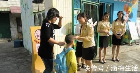 孩子|4岁女儿独自拿行李进幼儿园，爸爸拍下背影后，忍不住流泪：心疼