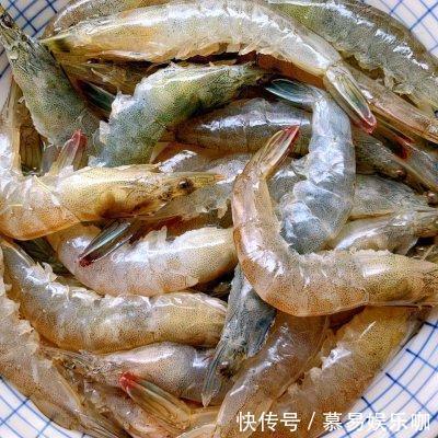 好吃|这样做的油焖大虾~简单快手~好吃到舔手指