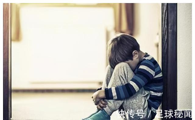 眼泪|动不动就掉眼泪的孩子,与忍着不哭的孩子,长大后的区别太大