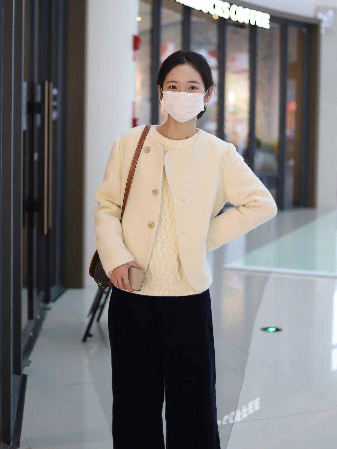 单品 早春校园穿搭别错过这四类,休闲、精致全都有,轻松拥有好人缘